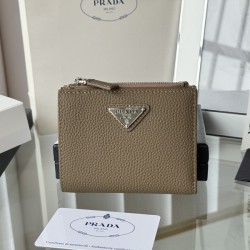 프라다 삼각로고 레더 지퍼 카드 반지갑