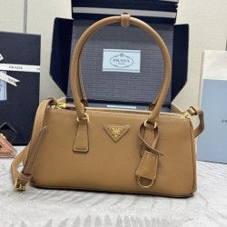 프라다 갤러리아 미디움 1BA457