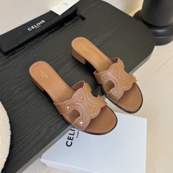 셀린느 트리옹프 뮬