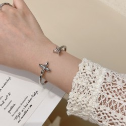 루이비통 뱅 플라워 루이제트 시그니처