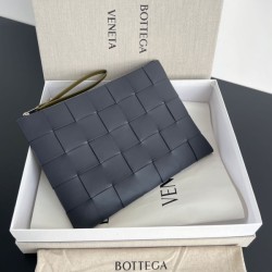 보테가베네타 카세트 클러치 649616