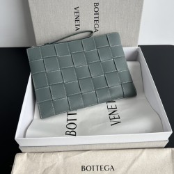 보테가베네타 카세트 클러치 649616