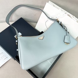 프라다 에메 라지 숄더백 1BC228