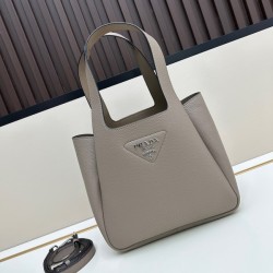 프라다 비텔로 다이노 토트 1BG335