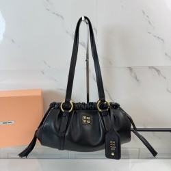 미우미우 레더 조이 백 32 5BG306