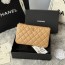 샤넬  캐비어 클래식 샴페인 골드 파우치 AP1071