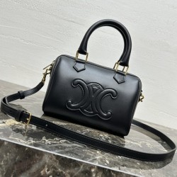 셀린느 퀴르 트리오페 미니 113773