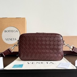 보테가베네타 크로스 카메라백 755923