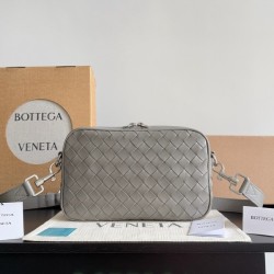 보테가베네타 크로스 카메라백 755923