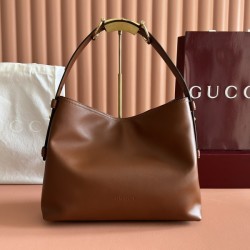 구찌 베아트릭스 미디엄 토트백 850926