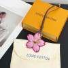 루이비통 X 무라카미 LV TM 백참 Cherry Blossom