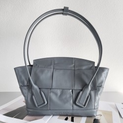 보테가 베네타 아르코 스몰백