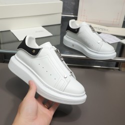 알렉산더 맥퀸 오버솔 스웨이드 스니커즈