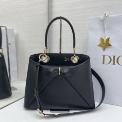 디올 26SS 조나단 앤더슨 타이니 노트