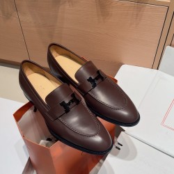 에르메스 25FW 파리 로퍼