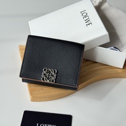 로에베 아나그램 레더 삼단 지갑