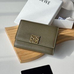 로에베 아나그램 송아지 가죽 삼단 금장