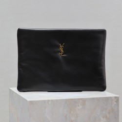 생로랑 칼립소 라지 램스킨 클러치 778943