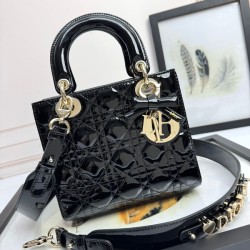 디올 레이디 카나쥬 백 20