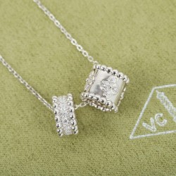 반클리프 앤 아펠 뻬를리 클로버 펜던트