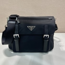 프라다 리나일론 숄더 2VD071