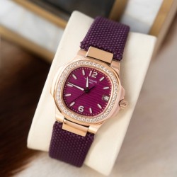 파텍필립 노틸러스 7010