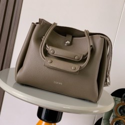 로에베 26FW 그레인 레더 마드리드백