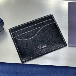디올 새들 카드 지갑