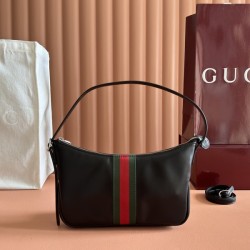 구찌 루네타 스몰 크로스백 863406