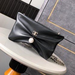 샤넬 체인 미니백 샤이니 램스킨  펄 AP4613