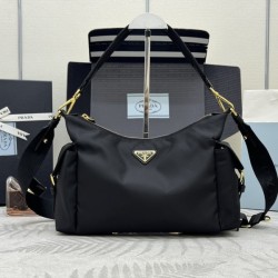 프라다 익스플로어 라지 나일론 숄더 1BC264